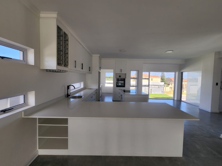 3 Bedroom Property for Sale in Aston Bay Eastern Cape